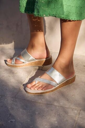 BZees Women's Bora Bright Machine Washable Comfort Wedge Sandal Flip-Flop in Kuwait