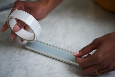 شريط جل مزدوج الجوانب من Duck Max بتقنية Nano-Grab، شفاف، متعدد الأغراض وقابل للإزالة، 0.94 بوصة × 5 أقدام، شفاف، 6 عبوات (287640) in Saudi Arabia