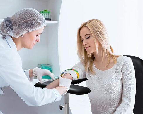 Helsevesen Large Padded Phlebotomy Chair with Large Drawer, Black in Saudi Arabia