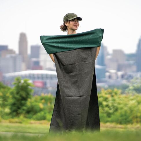 منشفة الجري الرياضية Sprints، كاملة الحجم، غطاء مقعد السيارة - ألياف دقيقة عالية الأداء... (Concrete Jungle Rat Snacks NYC) in Kuwait