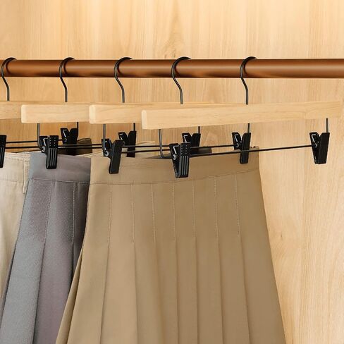 شماعات السراويل TOPIA HANGER، 20 قطعة، شماعات ملابس خشبية مع مشابك سوداء وخطاف قابل للدوران، شماعات خشبية متينة من المطاط الطبيعي للتنانير والسراويل والجينز والسراويل القصيرة - CTS05N in Kuwait