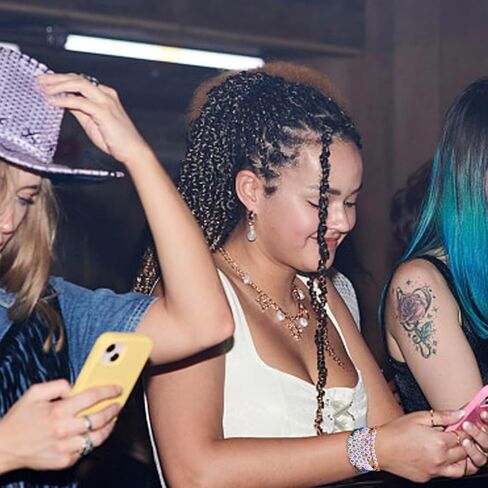 Eamom Taylor Merch 14 Pairs TS Friendship Bracelet Taylor Jewelry Singer Inspired Friendship Bracelet Kit Taylor Outfit for Taylor Fans in Kuwait