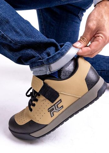 بنطال جينز رجالي من Club Ride Apparel in Kuwait