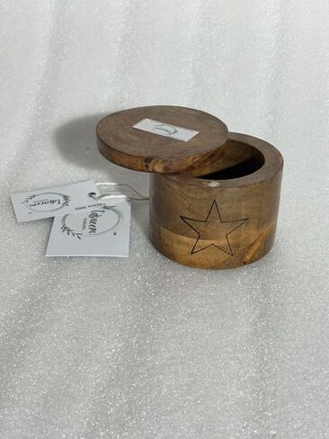 Antique Handcrafted Wooden Small Storage Container Star Engraved Round Candy Jar For Home Office Kitchen Decor in Saudi Arabia