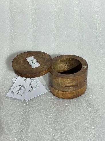 Antique Handcrafted Wooden Small Storage Container Star Engraved Round Candy Jar For Home Office Kitchen Decor in Saudi Arabia