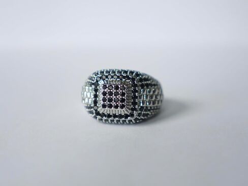 Luxurious Moissanite Diamond Ring in Saudi Arabia