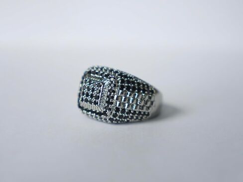 Luxurious Moissanite Diamond Ring in Saudi Arabia