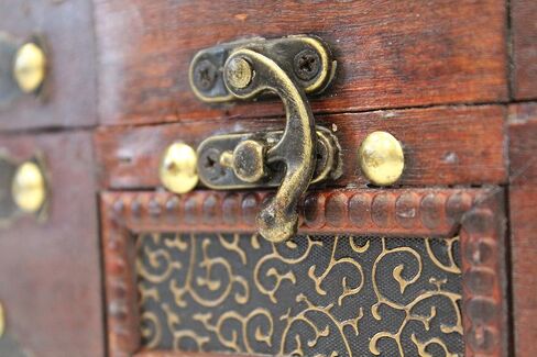 Rustic Studded Index/Recipe Card Box with Antiqued Latch (Large) in Kuwait
