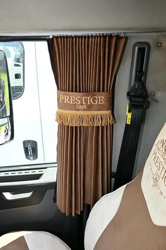 فولفو vnl جميع موديلات Sleeper (2004-current) ستائر نافذة الشاحنة العاكسة للشمس باللون الأسود Prestige-Line in Kuwait