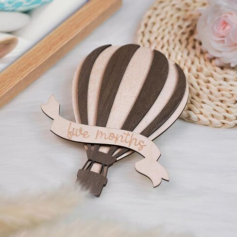 Baby Monthly Milestone Cards - Wooden Monthly Milestone Discs - Newborn Photography Props to Document Your Baby´s Growth - Baby Announcement Sign (Butterfly) in Kuwait