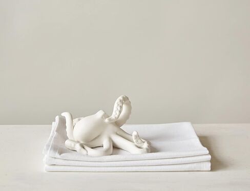 Decorative White Bisque Octopus in Saudi Arabia
