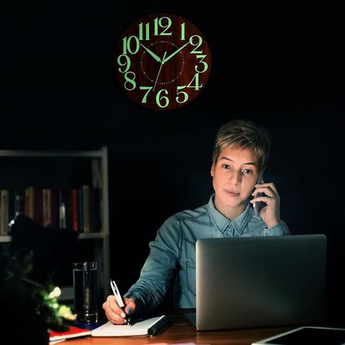 ساعة حائط خشبية Kingrol مقاس 12 بوصة، ساعة حائط بإضاءة ليلية، ساعة كوارتز لغرفة المعيشة وغرفة النوم، صامتة غير موقوتة، سهلة القراءة in Kuwait