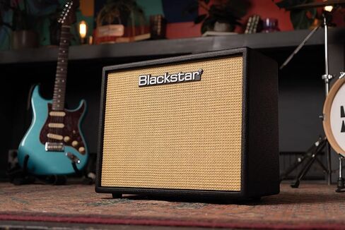 Blackstar Debut 15E 2 x 3-inch 15-watt Combo Amp in Kuwait