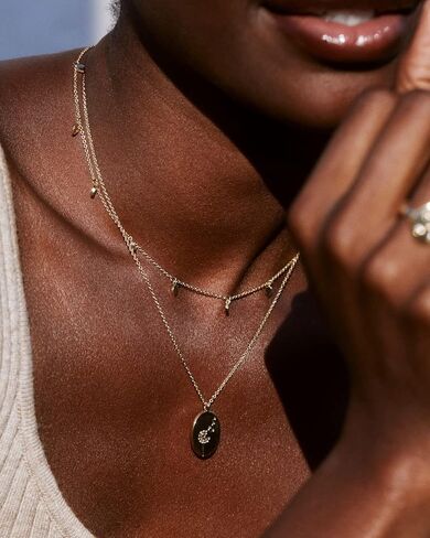 قلائد وقلادات بريان أنتونييس ومجموعات في مجموعة متنوعة من الأنماط والألوان in Kuwait