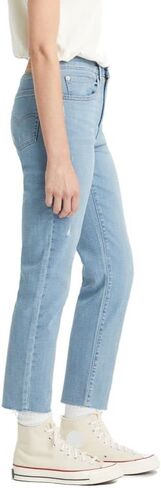 Levi's Women's 724 High Rise Straight Crop Jeans in Saudi Arabia