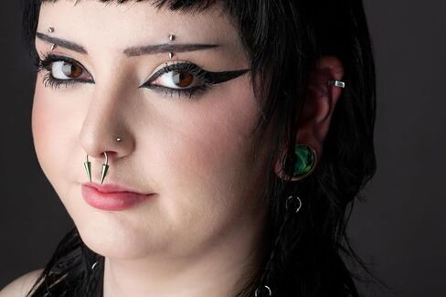 Pierced Owl - 16GA EO Gas Sterilized Grade 23 Titanium Curved Barbell Eyebrow Ring in Saudi Arabia