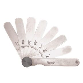 Starrett Tempered Steel Thickness Gage with Straight Leaves, Locking Device, Rugged and Substanial Steel Case - 0.0015"- 0.015" Range, 9 Leaves - 172A