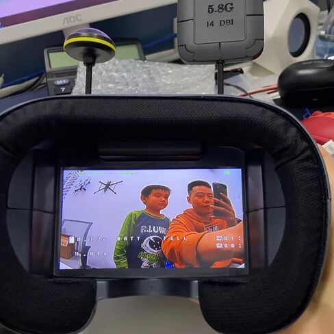 RC Drone Goggles,008D 5.8G 40CH 4.3 Inch 800 * 480 Video Headset HD DVR Diversity FPV Goggles With Battery For EV800D RC Model RC FPV Drone in Saudi Arabia