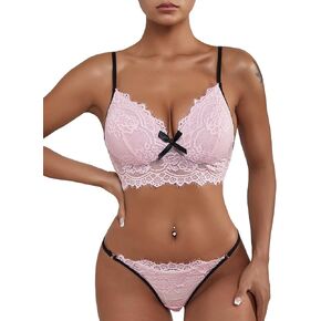 WDIRARA Women's 2 Piece Floral Lace Scallop Trim Bra and Panty Lingerie Set