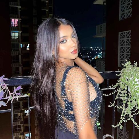 بلوزة ديلادولا سباركلي مرصعة بأحجار الراين شبكية قصيرة كريستالية سوداء شبكية شفافة شفافة من خلال الملهى الليلي للنساء... in Kuwait