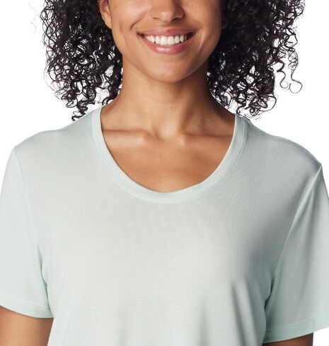 Columbia Women's Slack Water Knit Tee Ii in Kuwait