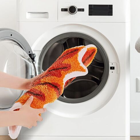 TRUEDAYS Thanksgiving Maple Leaf Bath Mat for Bathroom Decor, Cute Halloween Decoration Orange Bathroom Rug Non Slip Cartoon Bath Rug Bathroom Mat Plush Shower Rugs Washable in Saudi Arabia