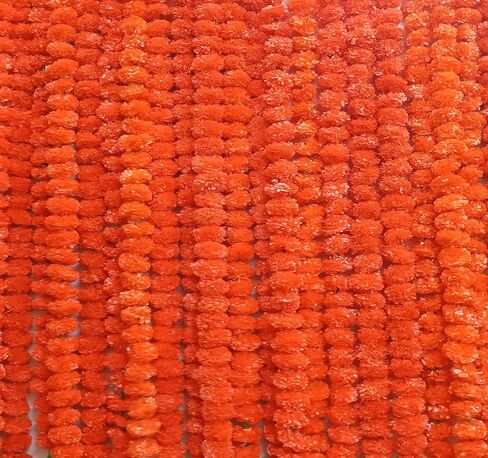 4.5 feet Marigold Garland |Indian/American Wedding Party Mantle Decoration, Faux Garlands Wedding Garland, Diwali Decoration, Spring Bush Floral! (Mango Yellow, 5) in Saudi Arabia