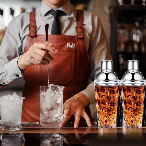 مجموعتان من خلاطات الكوكتيل الزجاجية بسعة 14 أونصة، خلاطات المشروبات من مارتيني شيكر لقضبان الكوكتيل ومجموعة نادل الويسكي، فضي in Kuwait