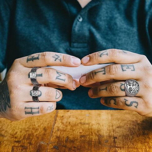 خواتم Sanfenly للرجال من الفولاذ المقاوم للصدأ اليوناني Signet Thumb Silver Retro Carving Celtic Band Rings Vintage Biker Band Rings Set Ring Size 9 in Kuwait