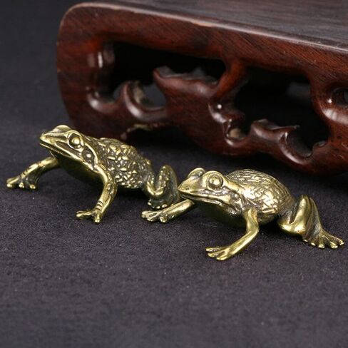 2 Sets Brass Frog feng Shui Office Decor Chinese decoraciones para salas de casa Money Frog Statue Vintage Animal Ornaments Miniature House Brass Craft Decor Delicate car in Saudi Arabia