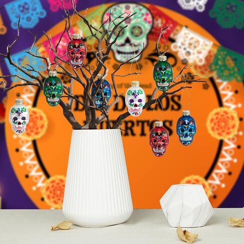 12 قطعة من الحلي الزجاجية ليوم الموتى - زخارف جمجمة السكر Dia De Los Muertos - زخارف رأس هيكل عظمي معلقة للهالوين لتزيين شجرة عيد الميلاد المعلقة in Kuwait