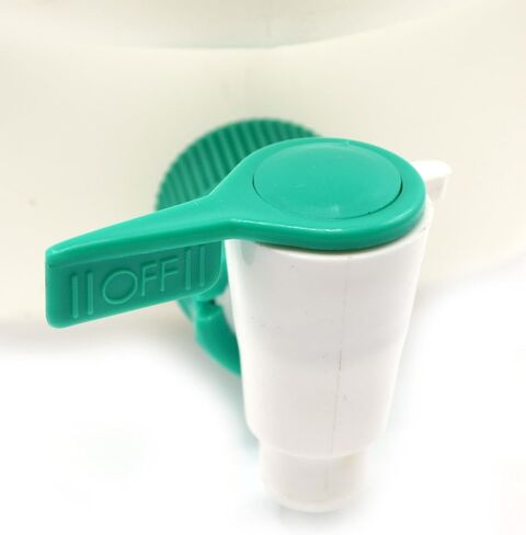 EISCO 10 Liter Polypropylene Aspirator Bottle with Leak Proof Spigot in Saudi Arabia