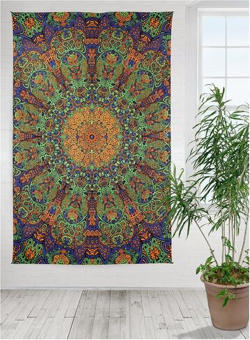 Sunshine Joy 3D Psychedelic Sunburst Tapestry Tablecloth Beach Sheet 60x90 Inches - Green & Gold in Saudi Arabia