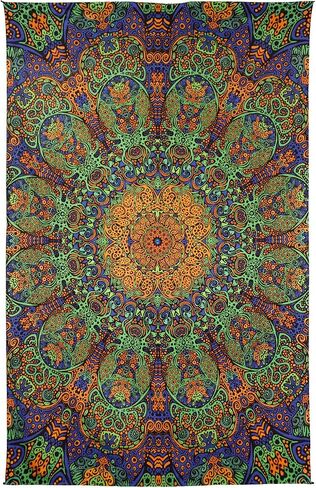 Sunshine Joy 3D Psychedelic Sunburst Tapestry Tablecloth Beach Sheet 60x90 Inches - Green & Gold in Saudi Arabia