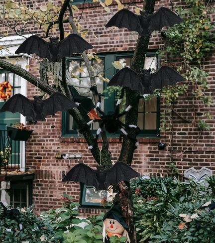 2 Pack Realistic Flocked Hanging Bats Halloween Decoration Themed Party Halloween Photo Props Wall Porch Yard Garden Outdoor Indoor Decor in Saudi Arabia