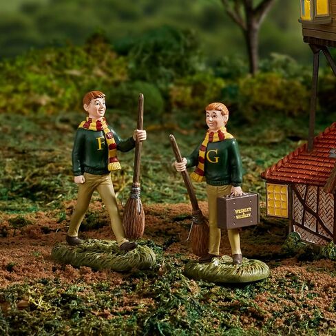 Department 56 Harry Potter Village Accessories Fred and George Weasley Figurine Set, 3.1 Inch, Multicolor in Saudi Arabia