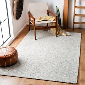SAFAVIEH Micro-Loop Collection 5' Square Light Grey/Ivory MLP176F Handmade Premium Wool Area Rug