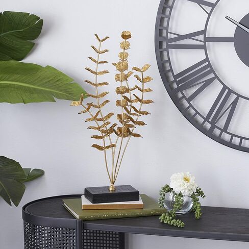 CosmoLiving من Cosmopolitan Metal Leaf Sculpture، مقاس 25.4 سم × 15.24 سم × 53.34 سم، ذهبي in Kuwait