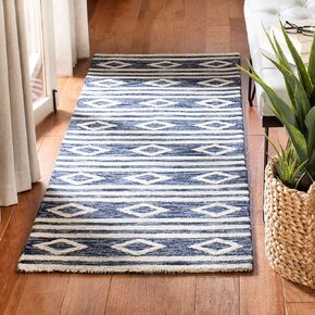 SAFAVIEH Micro-Loop Collection Runner Rug - 2'6" x 9', Ivory & Charcoal, Handmade Moroccan Tribal Wool, Ideal for High Traffic Areas in Living Room, Bedroom (MLP153A)