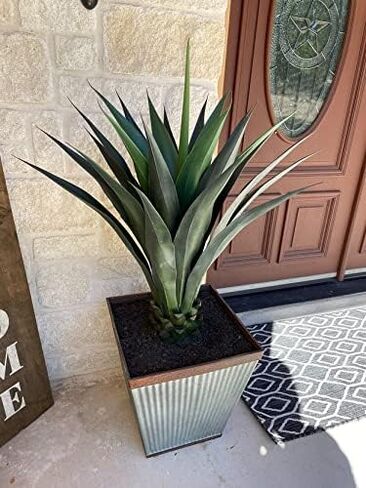 نبات الصبار الاصطناعي بوعاء نبات السيزال الاصطناعي مقاس 41 بوصة داخليًا أو خارجيًا، مُصنف بالأشعة فوق البنفسجية، صبار الصبار في زارع أسود مضلع مزخرف in Kuwait