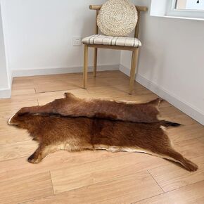 Red Deer Hide Rug Deer Skin Rug Deer Taxidermy Fireplace Deerskin Decor Reindeer Hide Area Rug Animals Mat Carpet for Home, Office, Bedroom Taxidermy Hunting Collectable (2.3x1.8 ft)