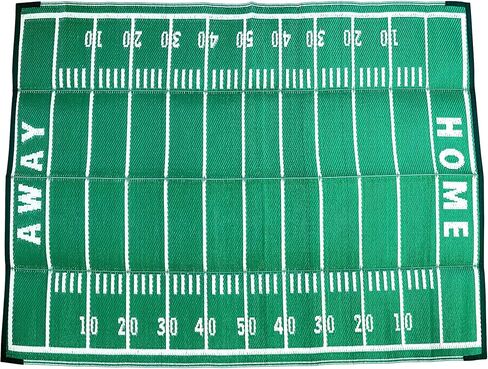 سجادة يدوية من Camco مقاس 5x6-1/2 بوصة مع حزام | مثالية للنزهات والشواطئ والرحلات والنزهات | مقاوم للطقس | طباعة ملعب كرة القدم (42819) in Kuwait