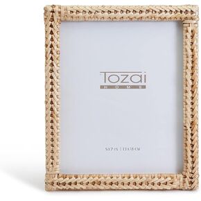 Tozai Amanpulo Woven Rattan 5" x 7" Photo Frame (hangs or stands)