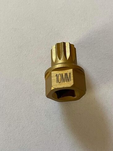 Mayhew Tools 16006 مجموعة محركات مزدوجة منخفضة المستوى مطلية بالتيتانيوم، مربعة ثلاثية، 8 قطع in Kuwait