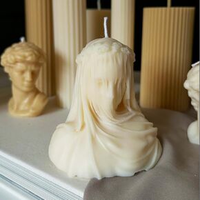 Veiled Lady Candle Home Decor Gift Idea Aesthetic Woman Bust Statue Candle Virgin Goddess Handmade Natural Soy Wax Scented Aromatherapy Shaped Sculpture Candle