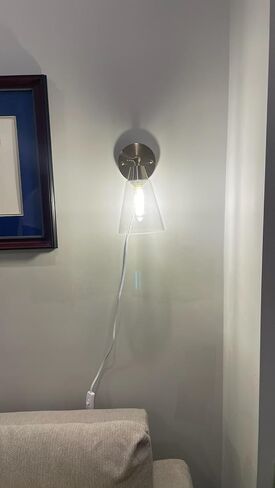 سلك مصباح مع قابس ومفتاح، سلك مفتاح إضاءة أسود بطول 6 أقدام، سلك تمديد 18 AWG 2 Prong، استبدال سلك المصباح، أطراف مخططة جاهزة لأسلاك وإصلاح كابل الإضاءة in Saudi Arabia