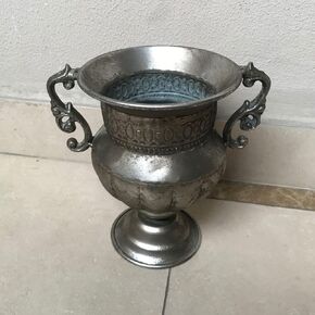 Vintage Rustic Urn Planter Trophy Flower Vase for Decoration
