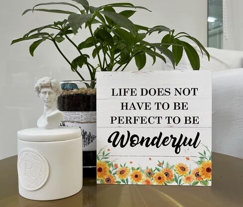 لافتات خشبية ملهمة، ديكور مكتبي على شكل صندوق خشبي، ديكور ريفي، ديكورات خشبية لمنزل المزرعة، لافتات فنية للطاولة، هدايا تحفيزية، الحياة لا يجب أن تكون مثالية لتكون رائعة in Kuwait