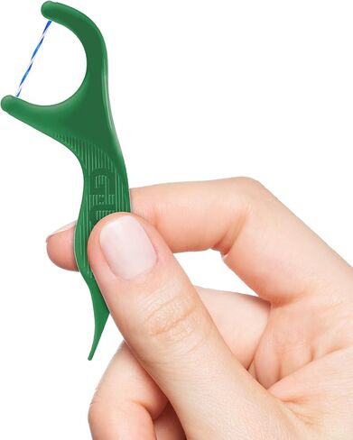 أعواد خيط تنظيف الأسنان بالنعناع من GUM - خيوط ملتوية، خيط تنظيف مقاوم للتمزيق، مقبض سهل الإمساك، 90 قطعة. (عبوة من 3) in Kuwait