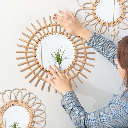 ديكور مرآة Gulfmew Boho، مجموعة من 5 قطع للتعليق على الحائط، مرآة مستديرة طبيعية ريفية من الروطان لغرفة المعيشة ديكور جدار المنزل in Kuwait